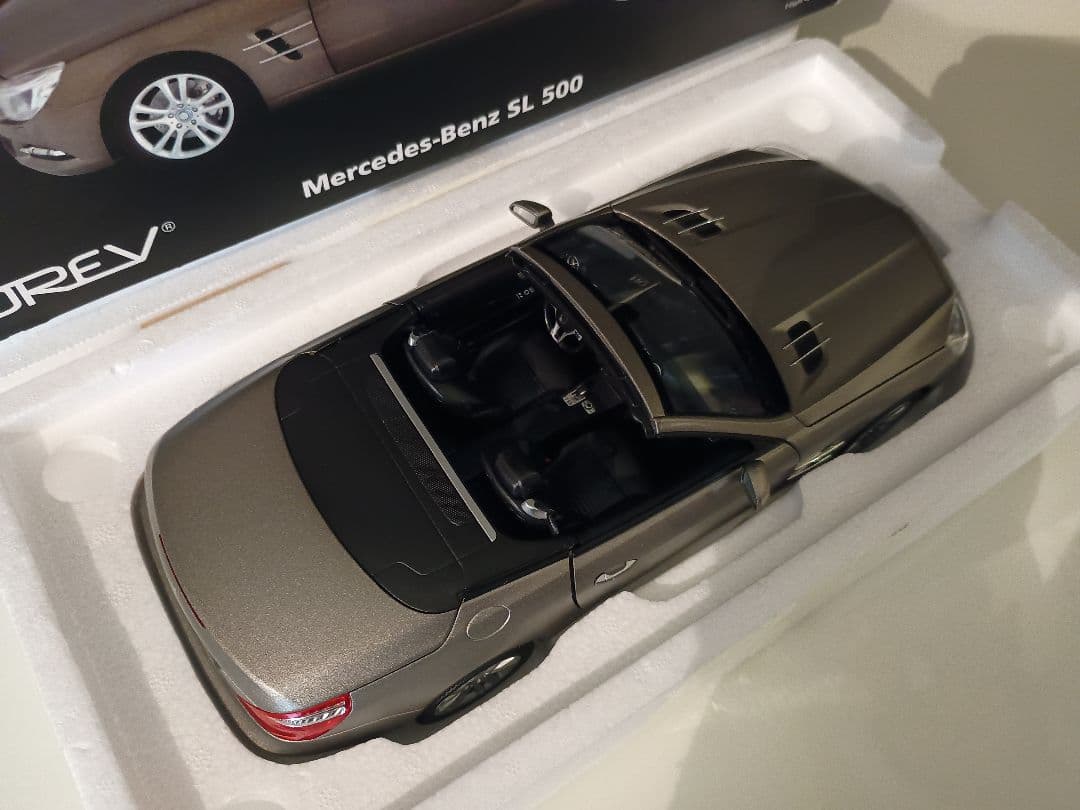 NOREV ノレブ メルセデス・ベンツ SL 500 1/18