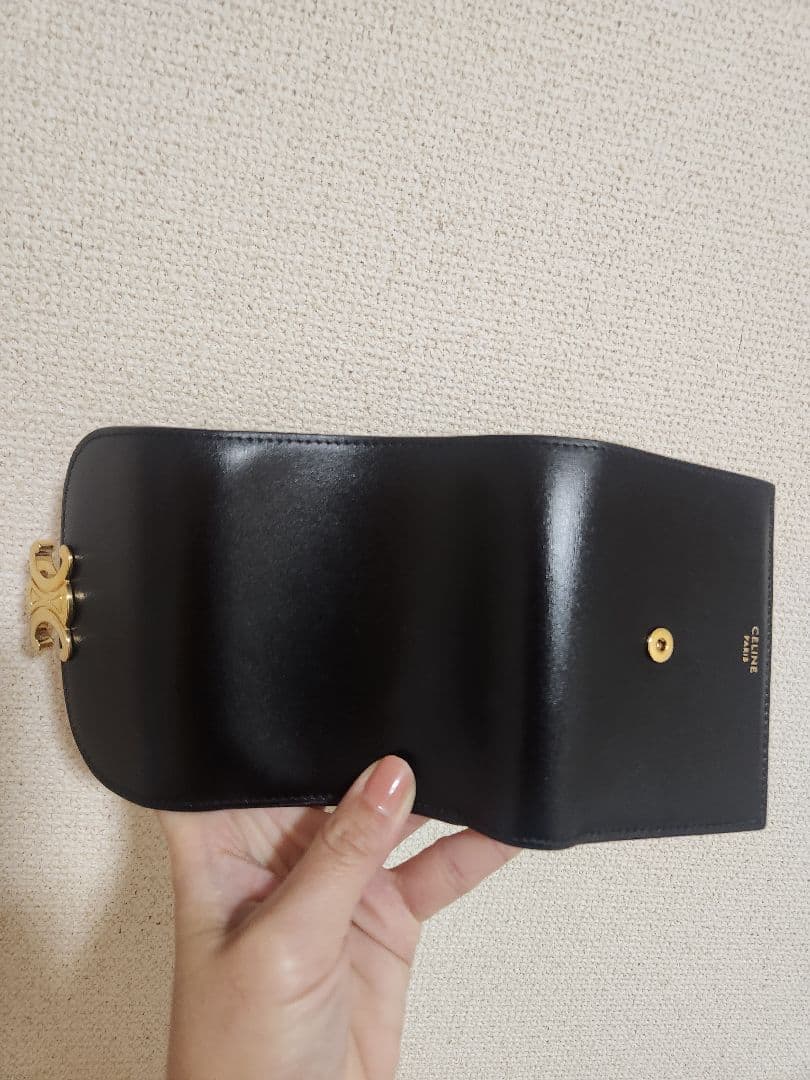CELINE　トリオンフ　三つ折り財布 ブラック