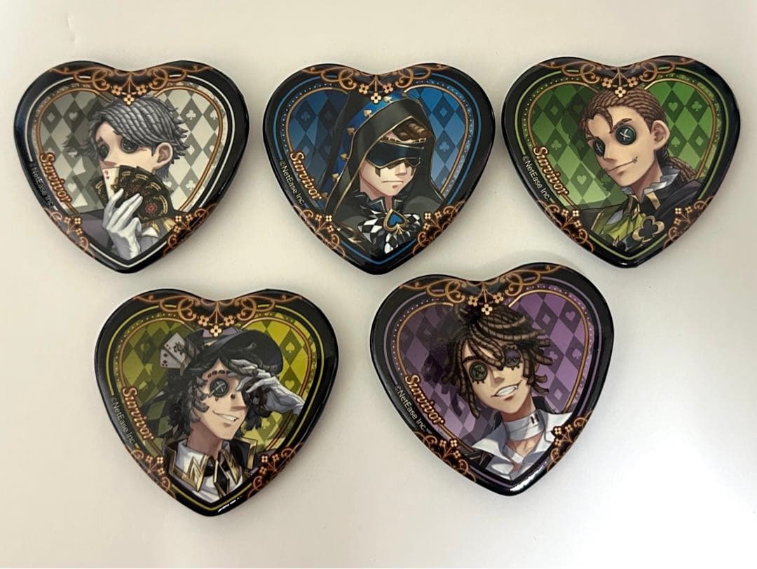 【ラスト1点】第五人格　バトラーズカフェ　ハート缶バッジ