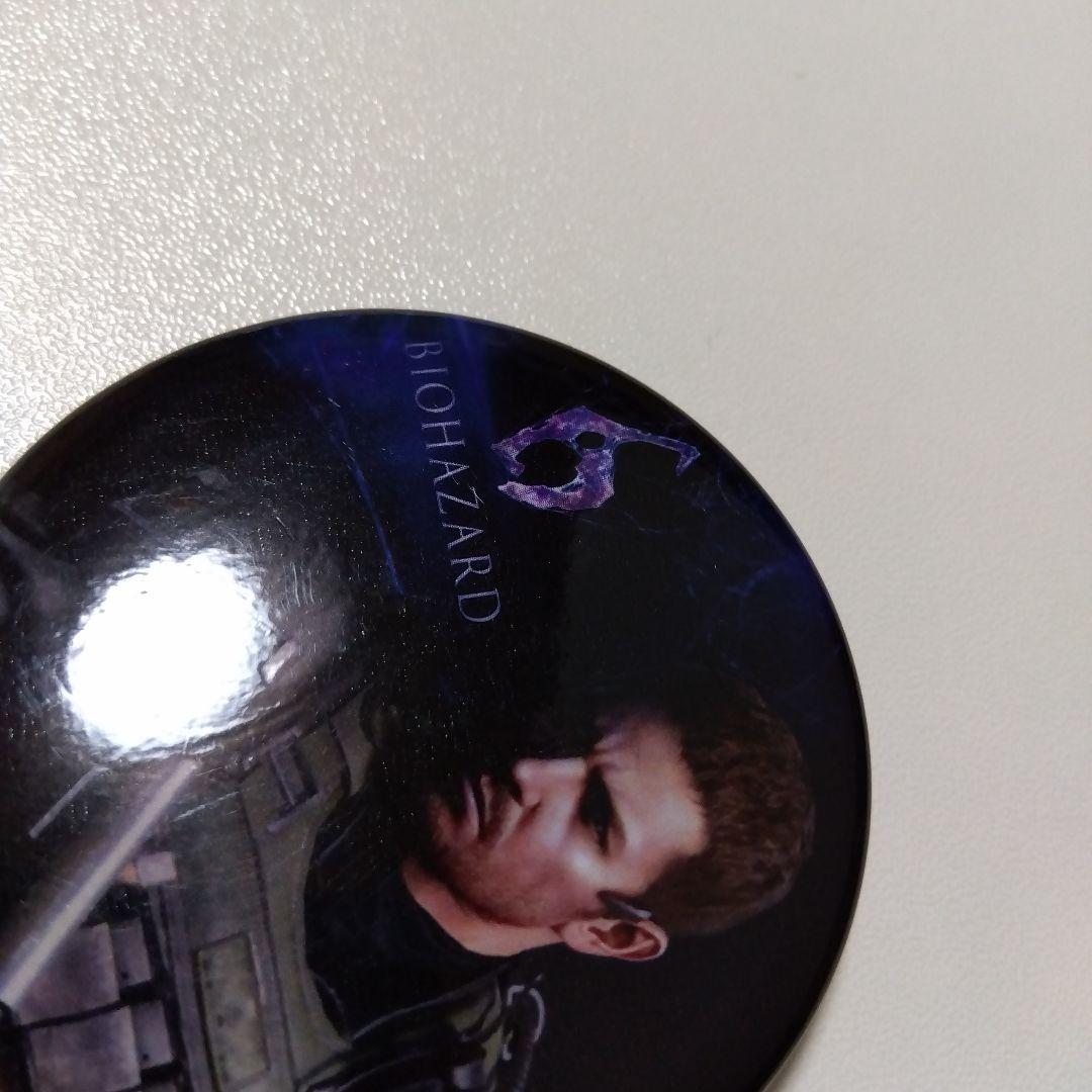 【バイオハザード】クリス パセラ カプコンバー 特典 缶バッジ