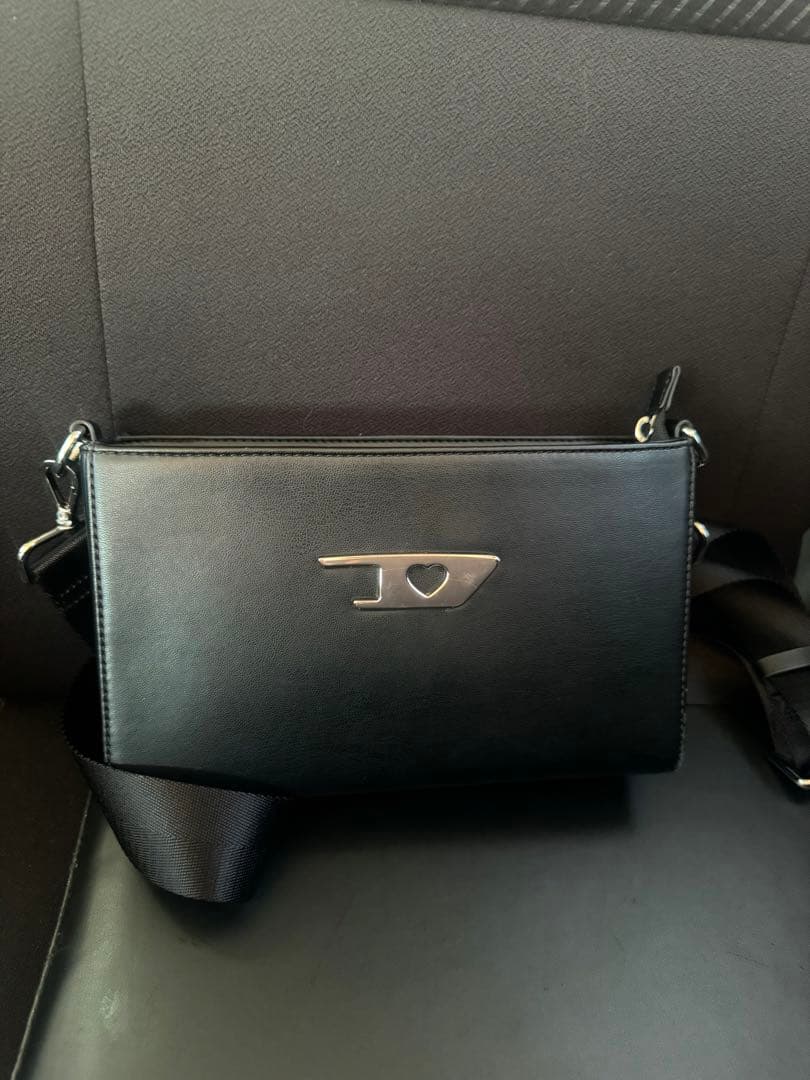 ディーゼルショルダーバッグ　diesel