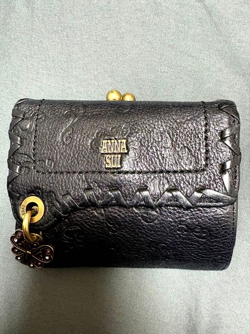 希少✨アナスイ　がま口　三つ折り財布　ダリア　バタフライ　チャーム　ブラック