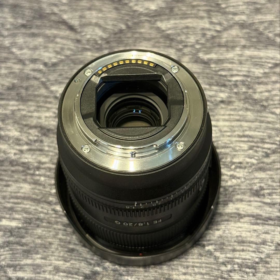 Sony単焦点レンズ SEL20F18G
