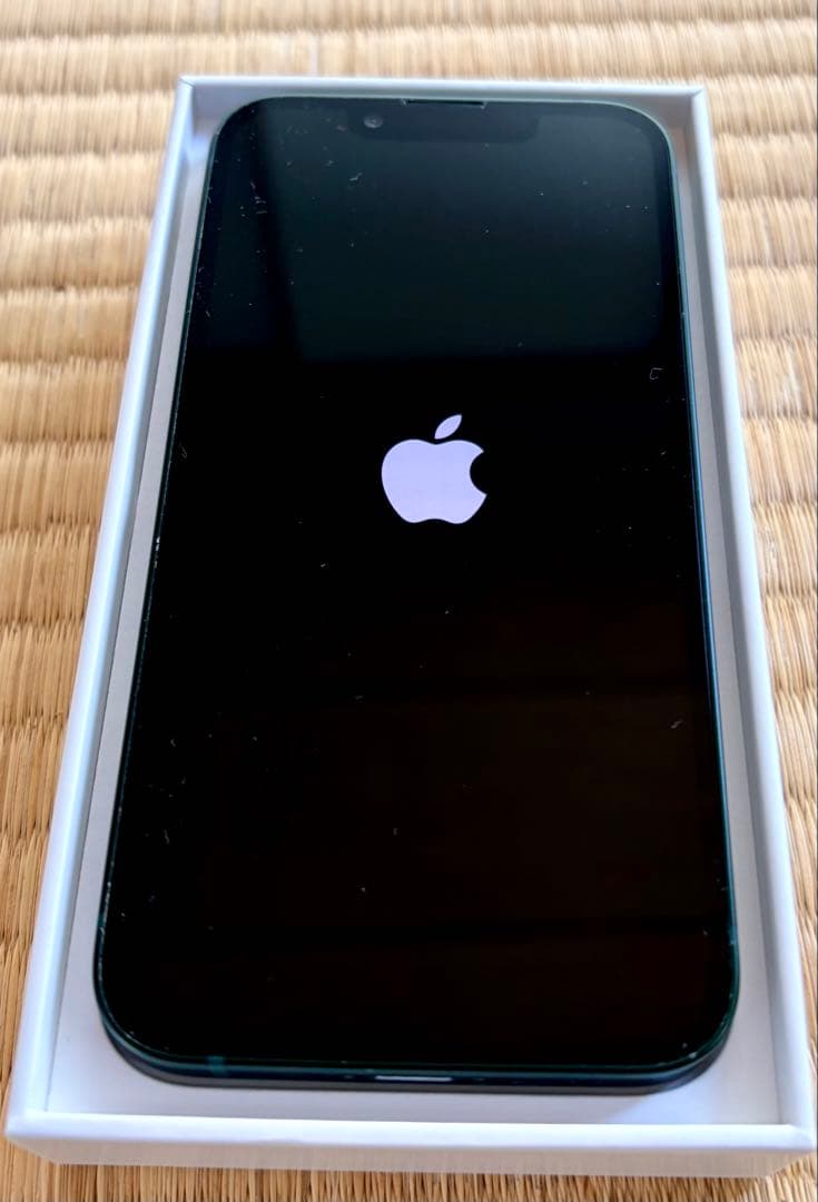 まこっち Apple iPhone 13 本体 ダークグリーン