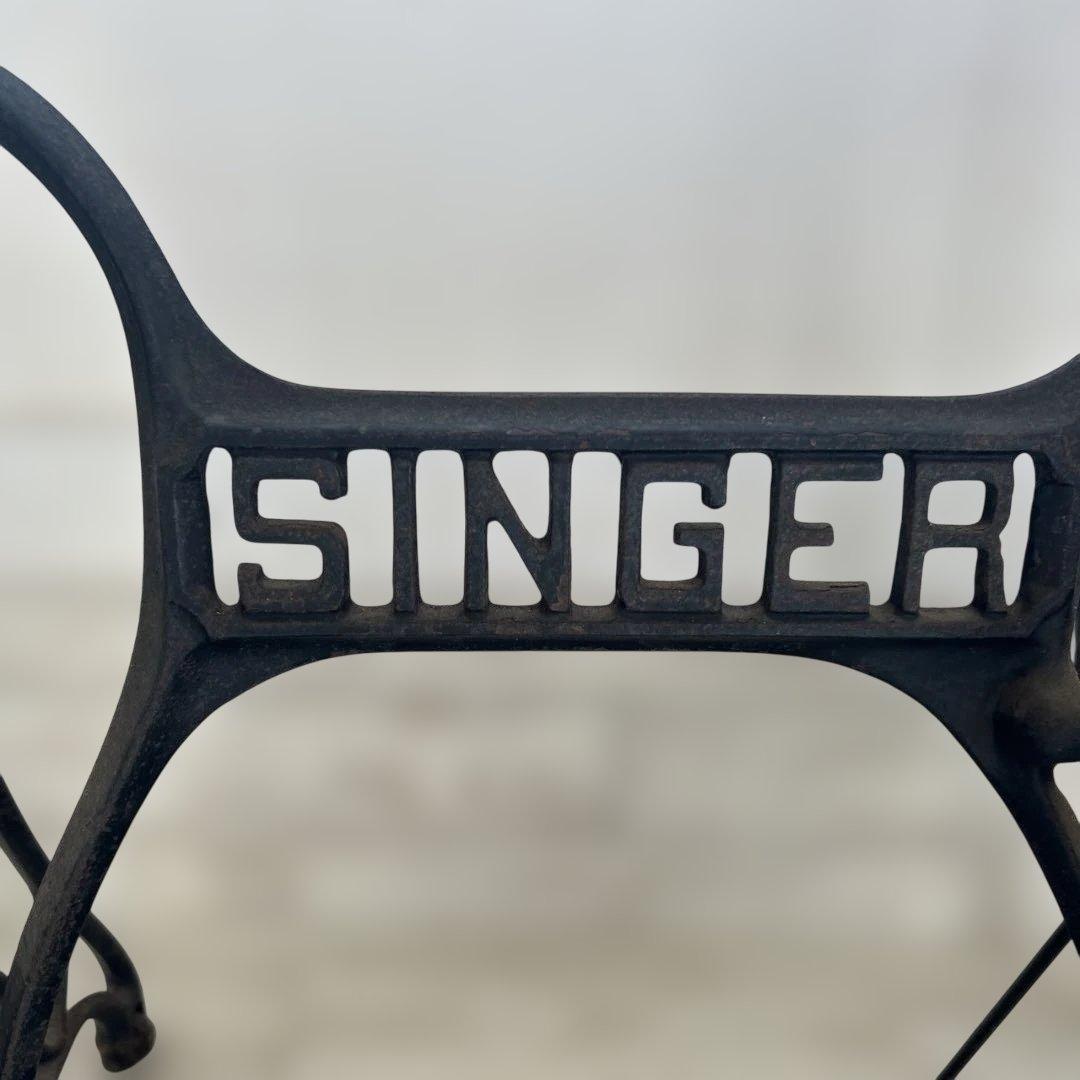 SINGER 足踏み式ミシンスタンド！脚！鋳鉄製　アンティーク　レトロ❗️