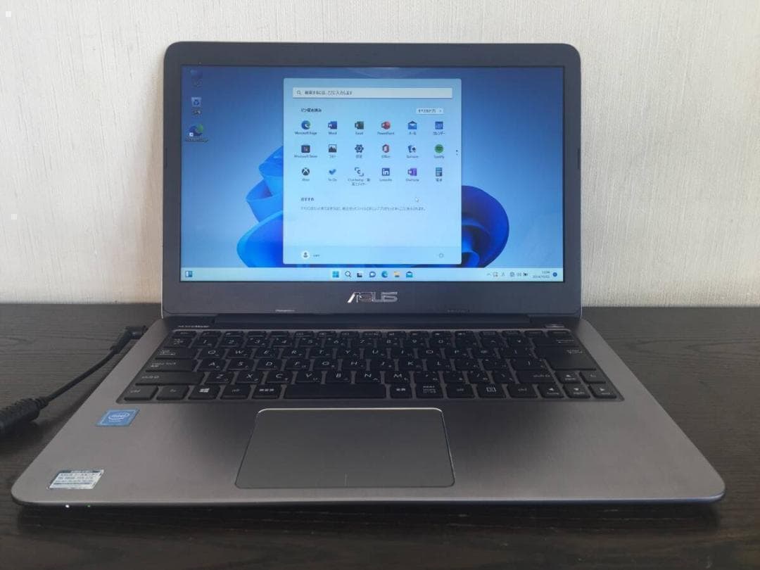 【荣荣】ASUS R416S 薄型・コンパクトノートパソコン ①