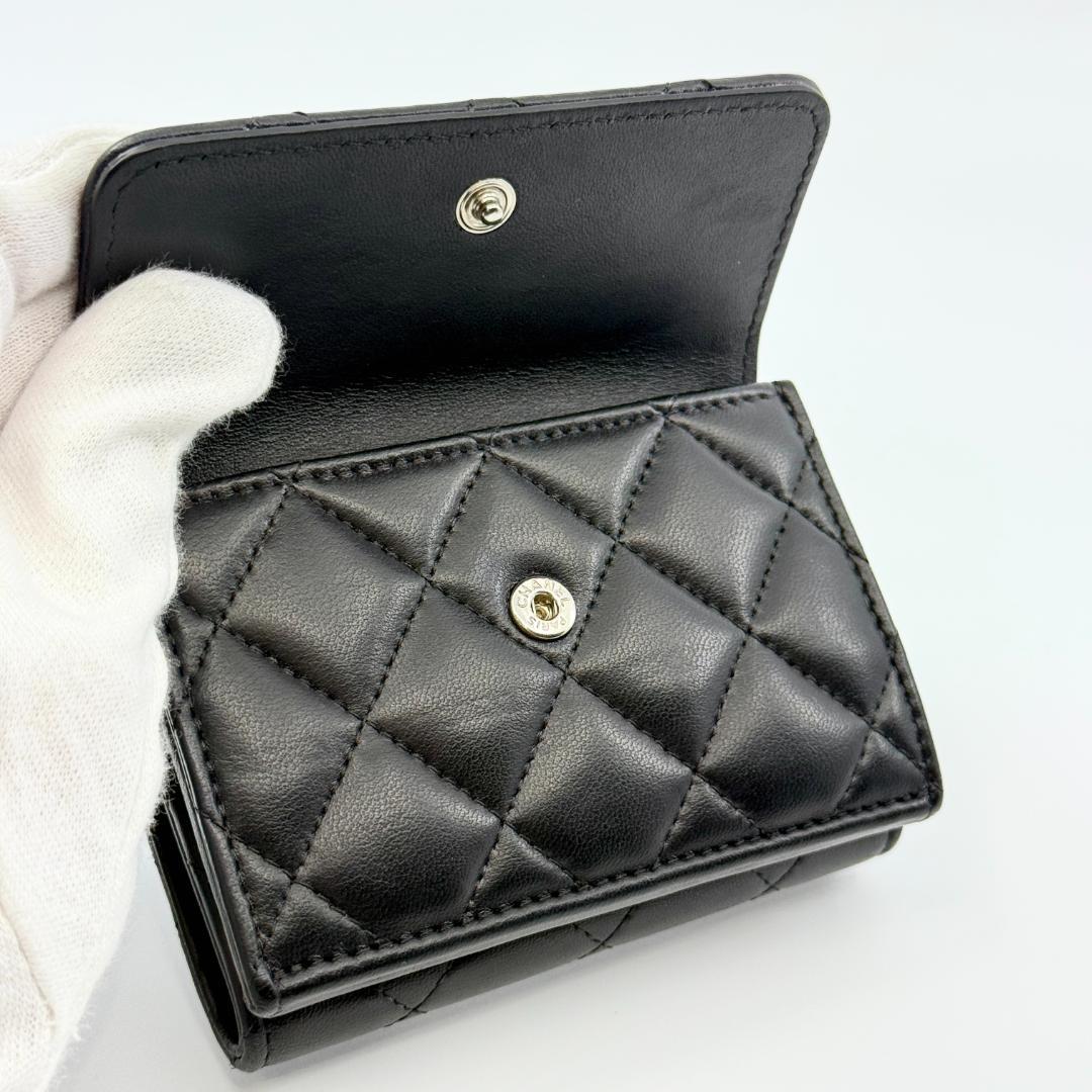 CHANEL シャネル マトラッセ 三つ折り財布