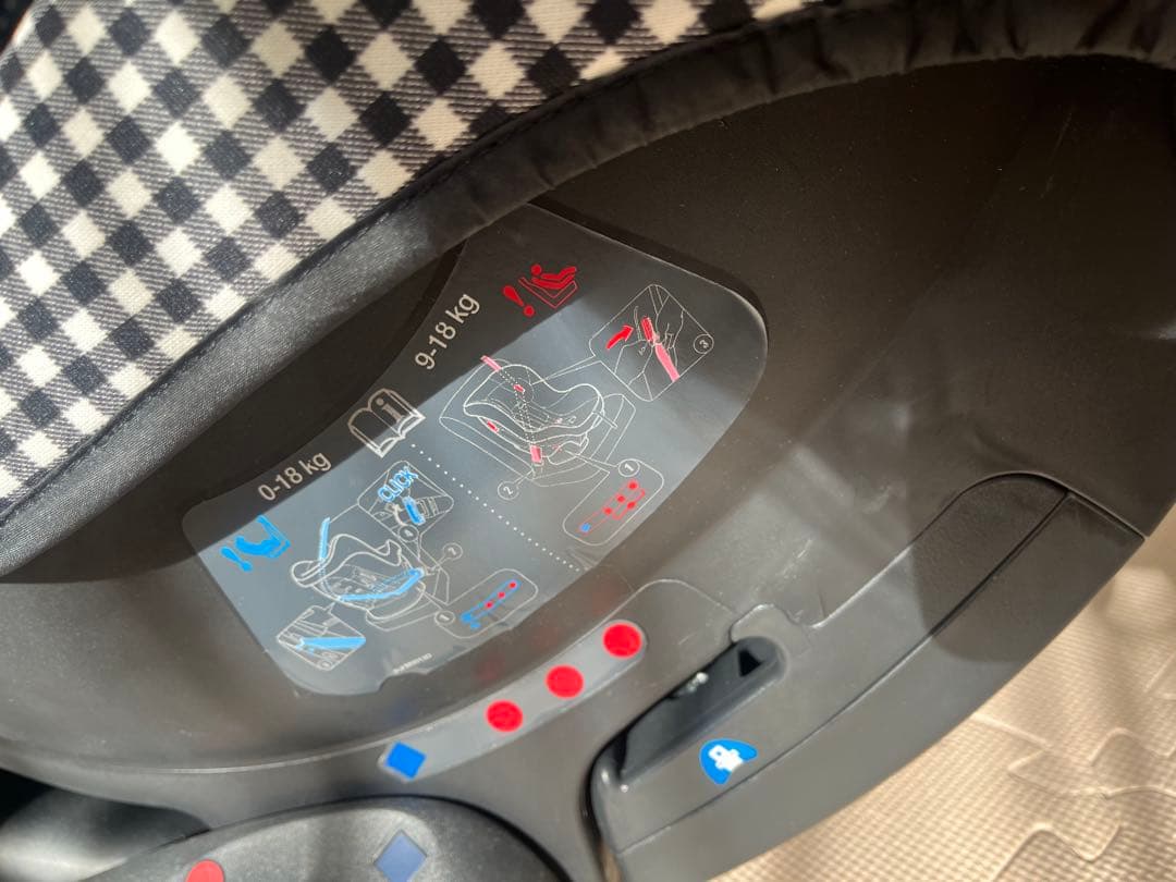 【rainbowfish】Joie tilt チャイルドシート