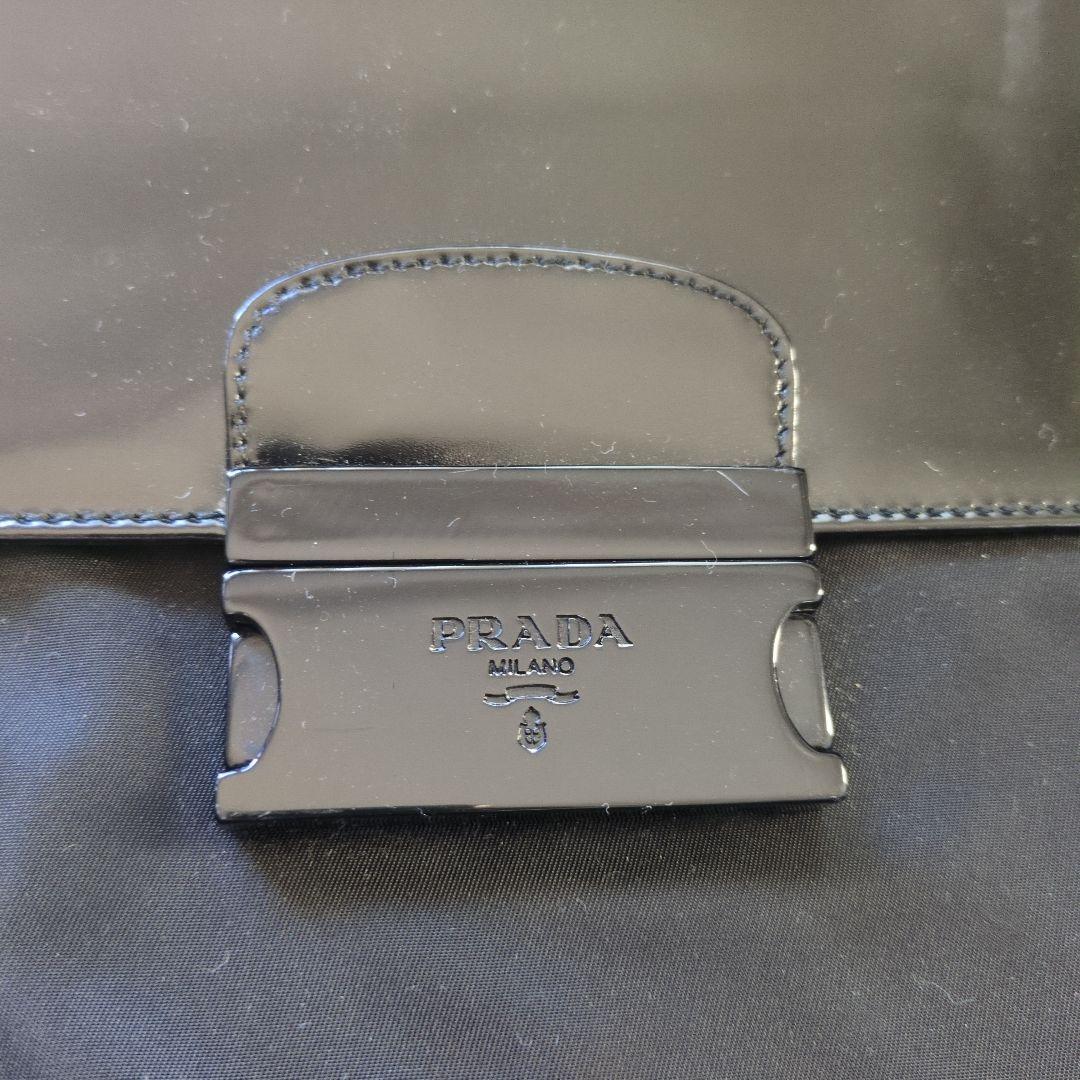 y*g様 PRADA A4 ビジネスバッグ 黒 肩紐付き