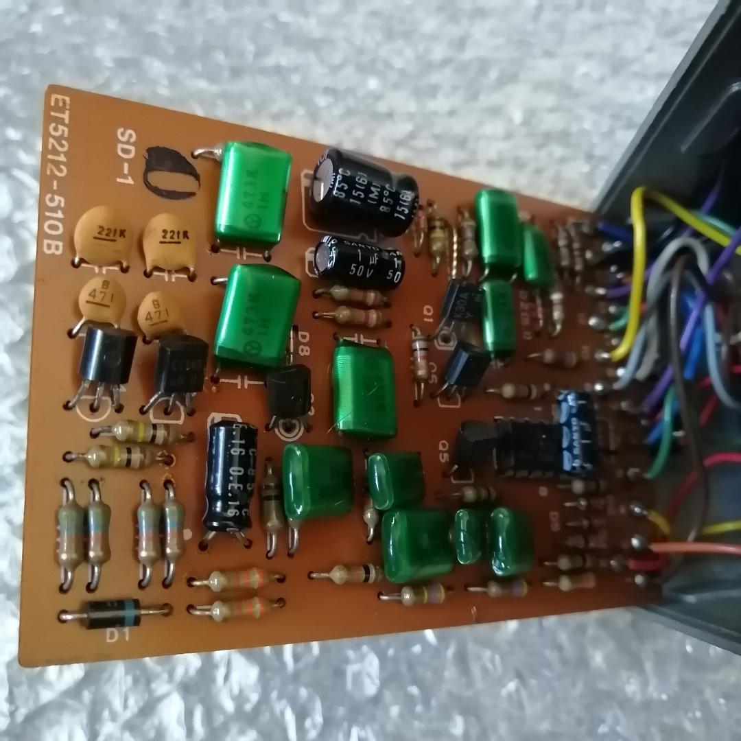 Boss SD-1 初年度 1981年10月製造 オペアンプNEC C4558C