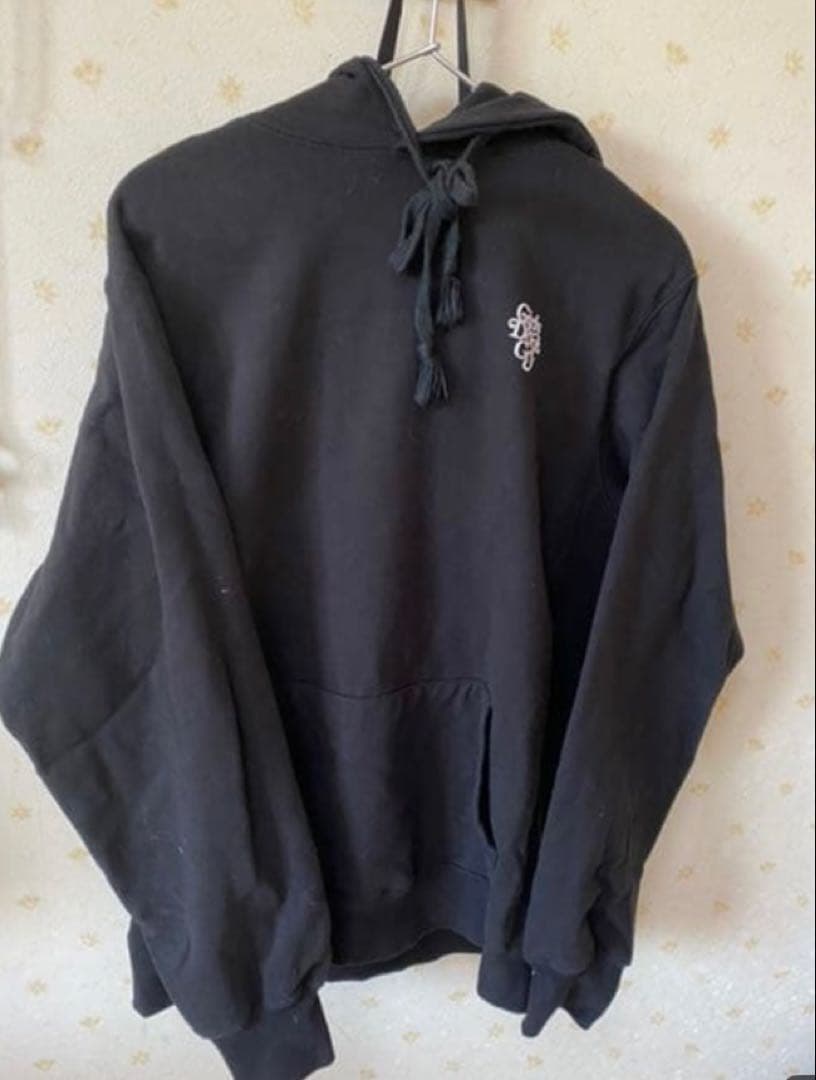 【ゆーさん　専用】Girls Don't Cry ブラック パーカー L