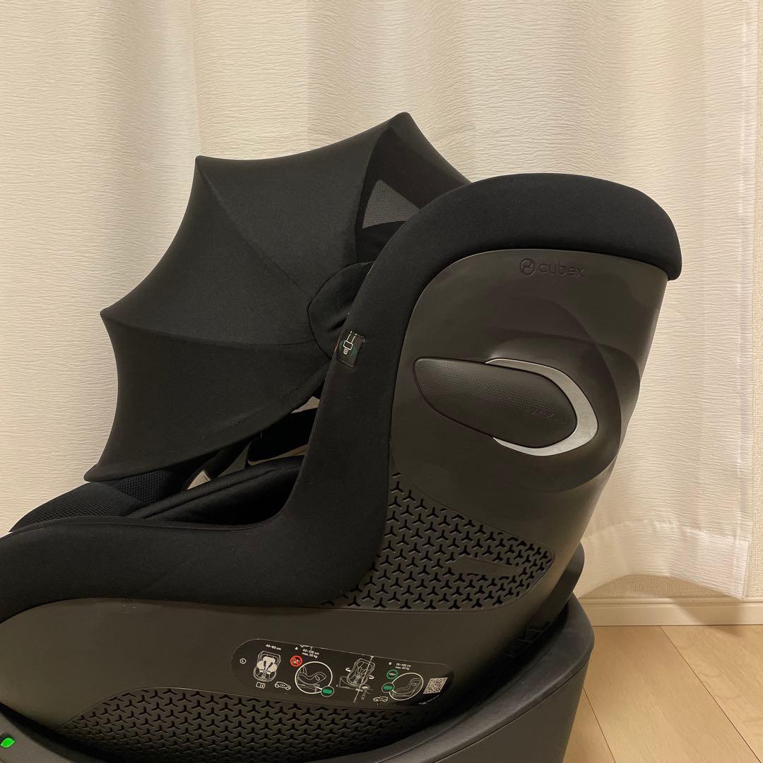 【高年式】cybex シローナ Gi i-Size プラス 新生児インレイ付き