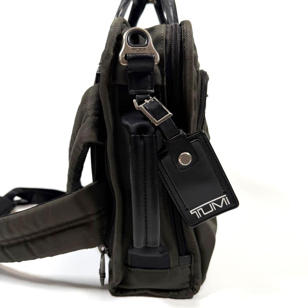 【希少色】トゥミ　ビジネスバッグ　アルファ2 3way 大丸限定　カーキ系