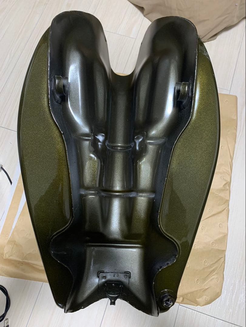 z1 z2 タイガー 外装 リペイント　タンク　サイド テール 未使用 mk2