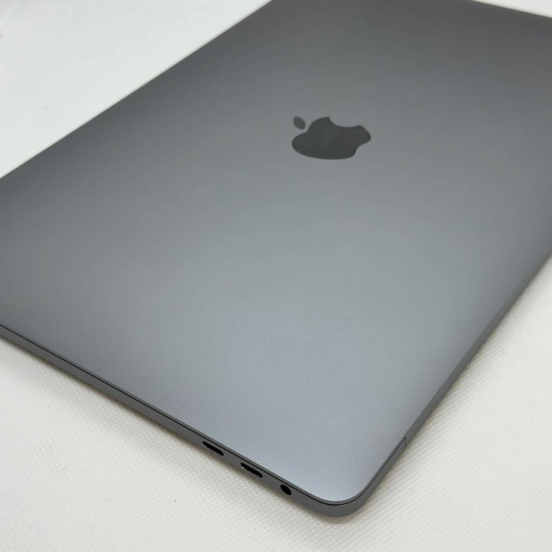 MacBook Pro 13インチ（2019)スペースグレイ
