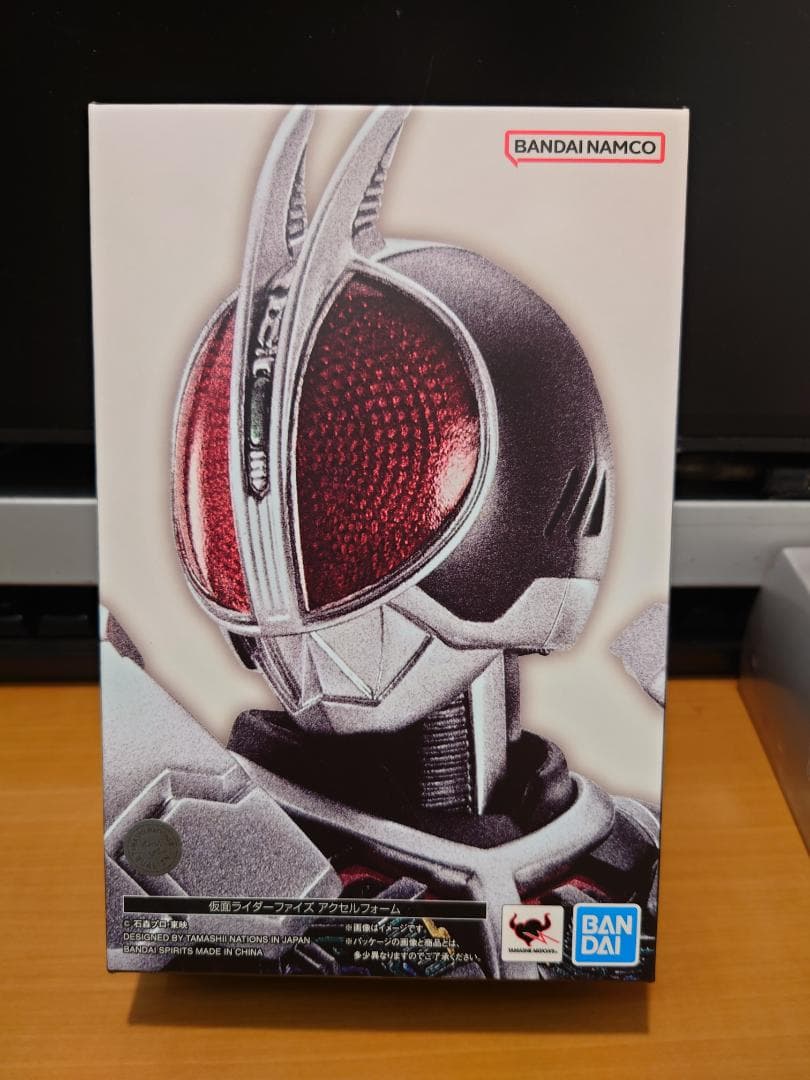 魂ウェブ商店　S.H.Figuarts　仮面ライダーファイズ　アクセルフォーム