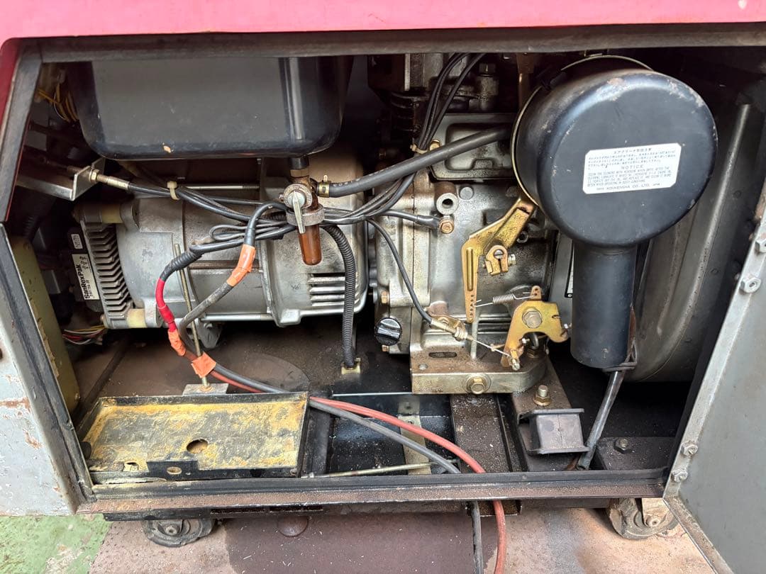 新ダイワ 溶接機 ,発電機　EGW-150M ガソリンエンジン