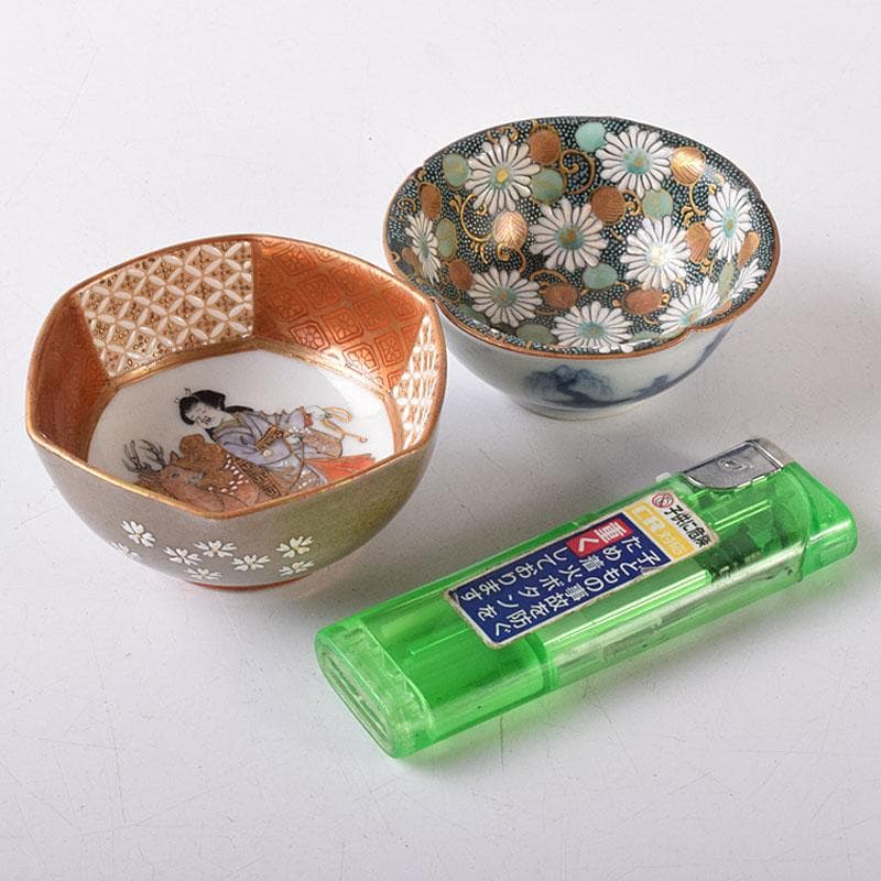 九谷焼　九谷錦盛堂　赤絵金彩　人物文　一對　青粒　花文　酒盃3客　V　R8183