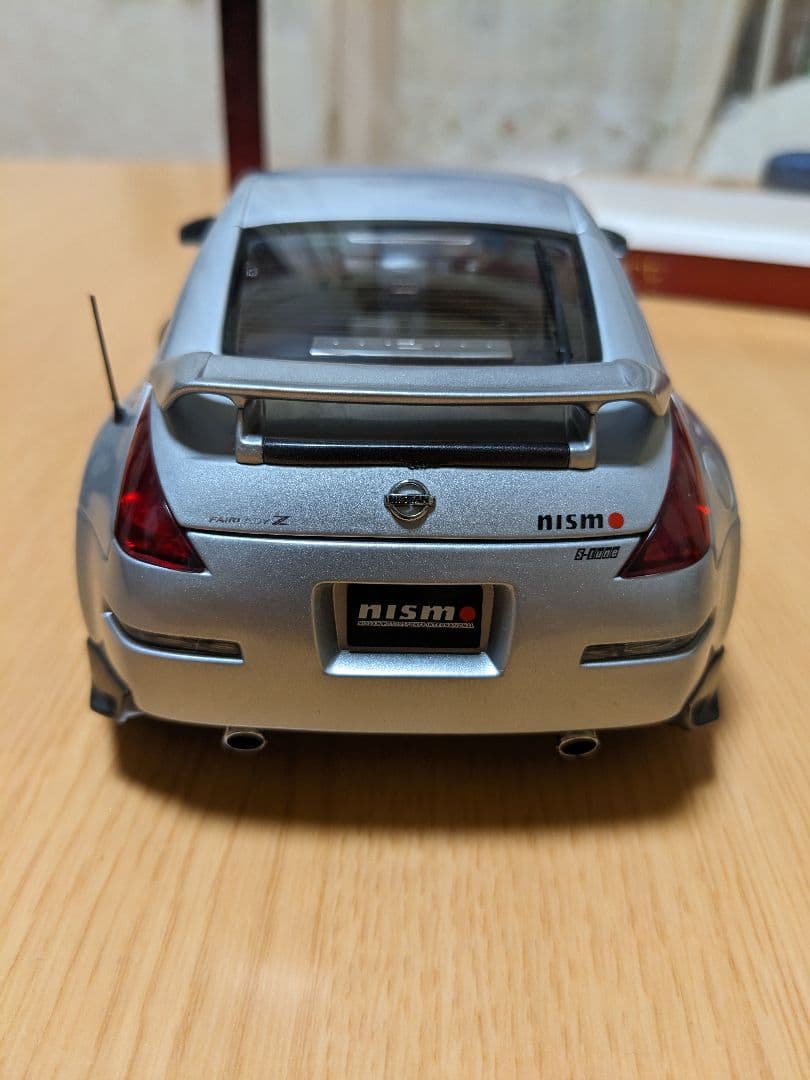 オートアート1/18　ニスモ フェアレディZ　Sチューン