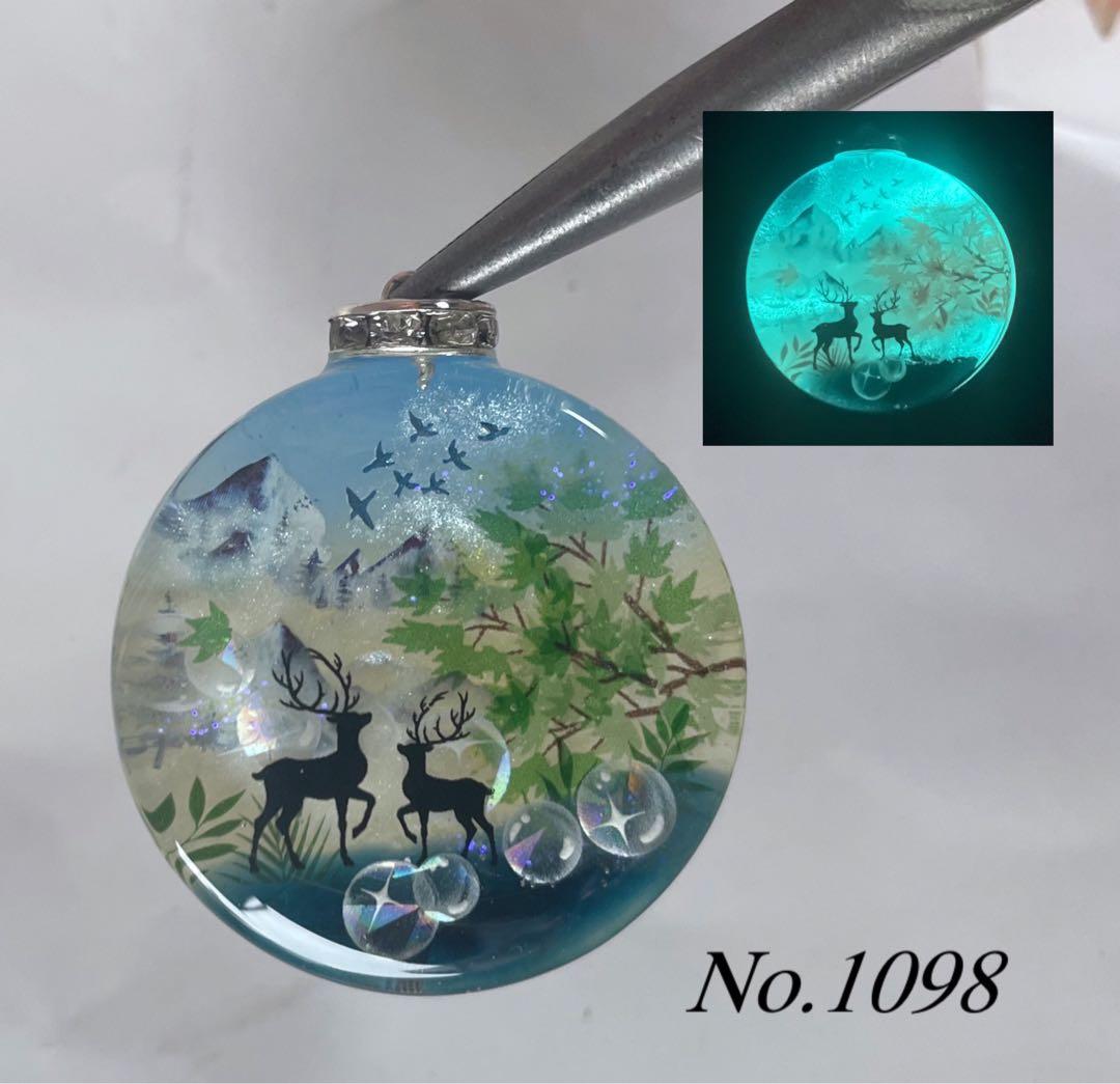 RUKURUKU/夢の国の子猫達　花火　蓄光　オルゴナイトキーホルダー