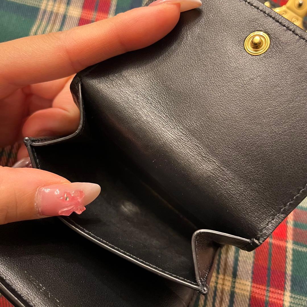 セリーヌ スモール フラップウォレット トリオンフ ブラック