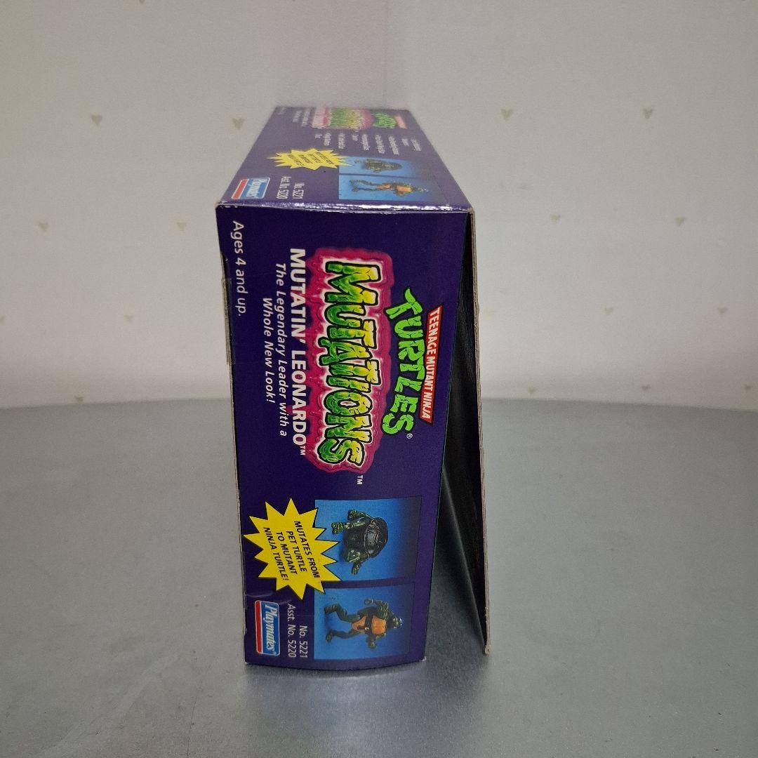 ミュータントタートルズ レオナルド タカラ playmates フィギュア