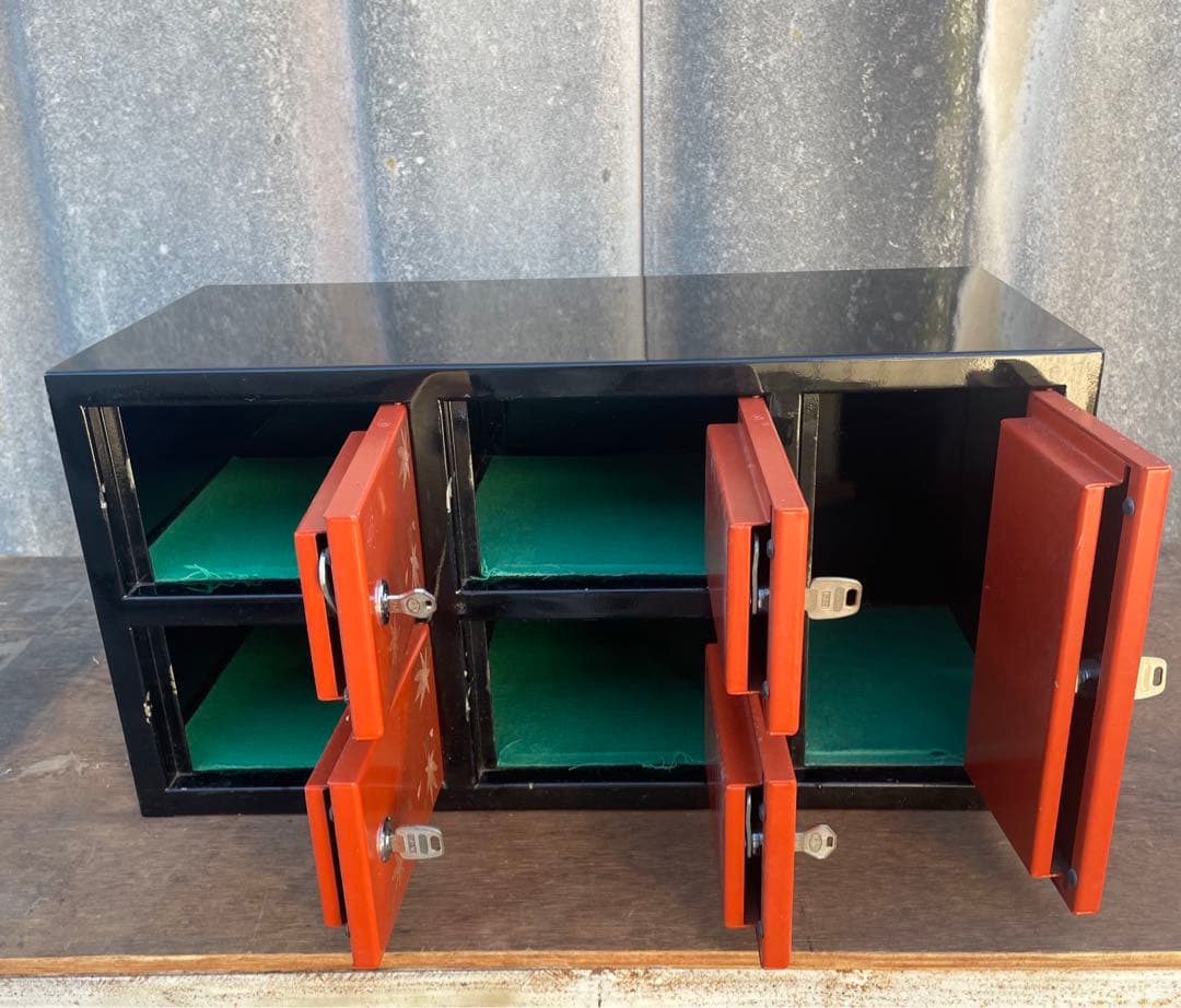 ビンテージ/スチール製/貴重品ロッカー/スチールロッカー/金庫/鍵付き/店舗什器