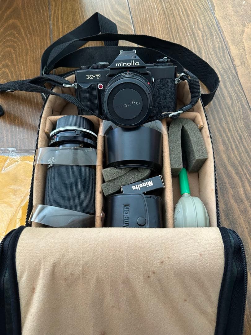 ミノルタ X7/フイルムカメラ/ブラック本体　タムロンズームセット