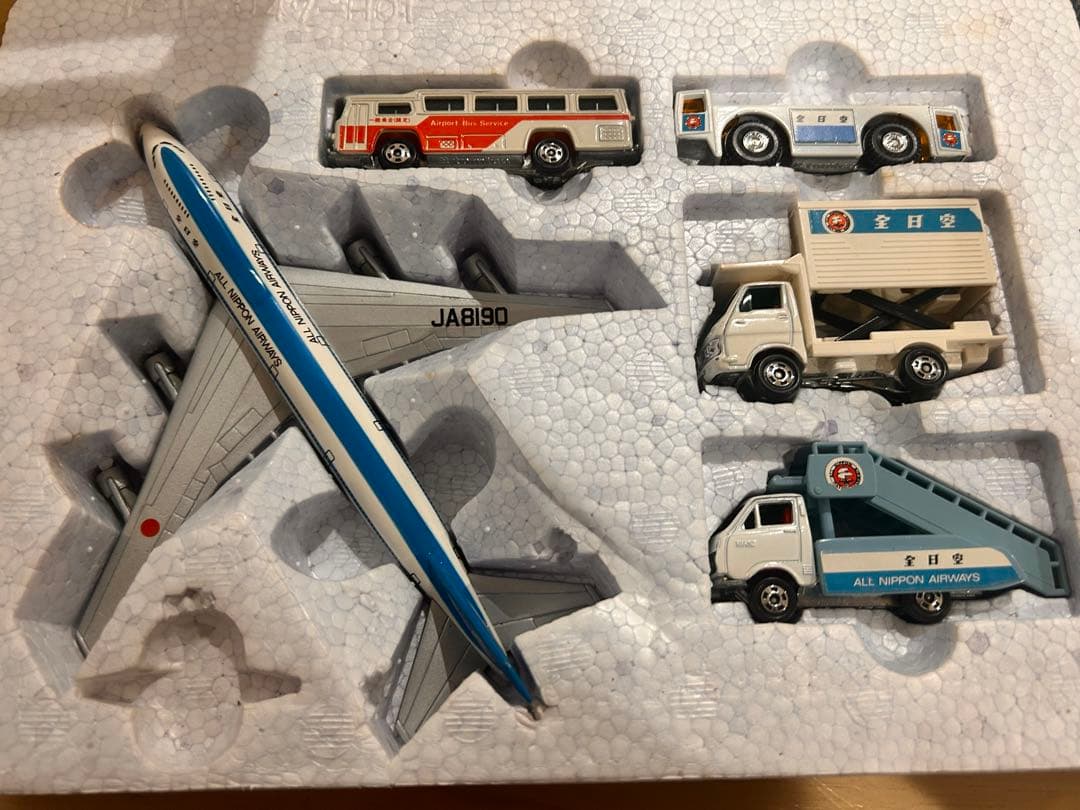 トミー　トミカ新空港セット スーパージャンボ 全日空　レア　当時物