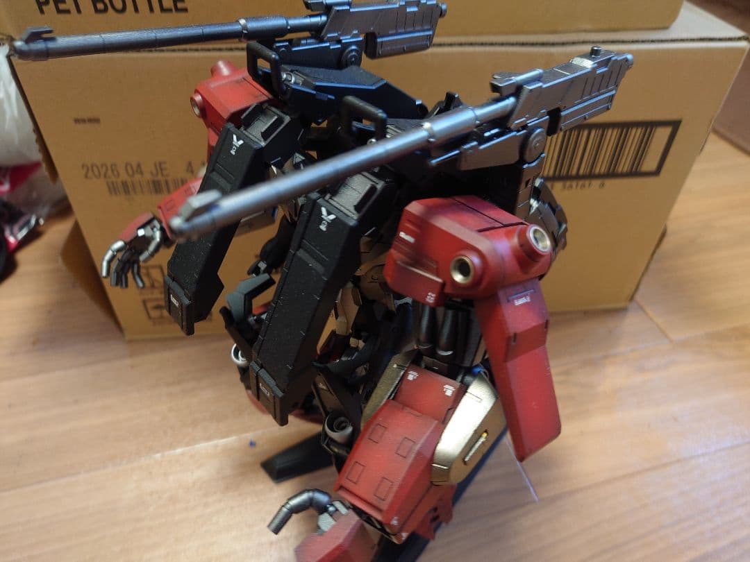 HGティフォエウスガンダムキメラ完成品