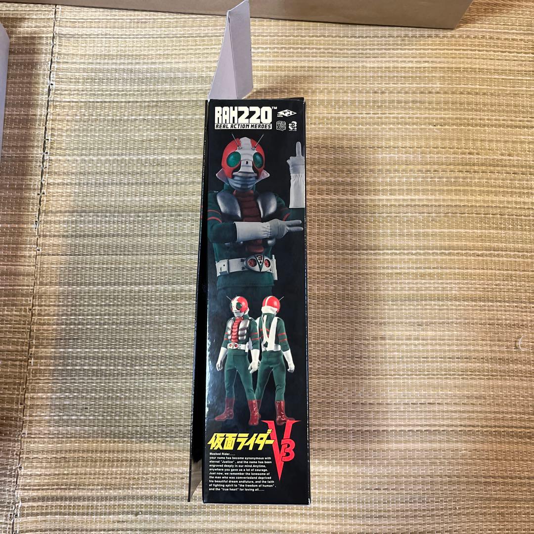RAH220 仮面ライダーＶ３
