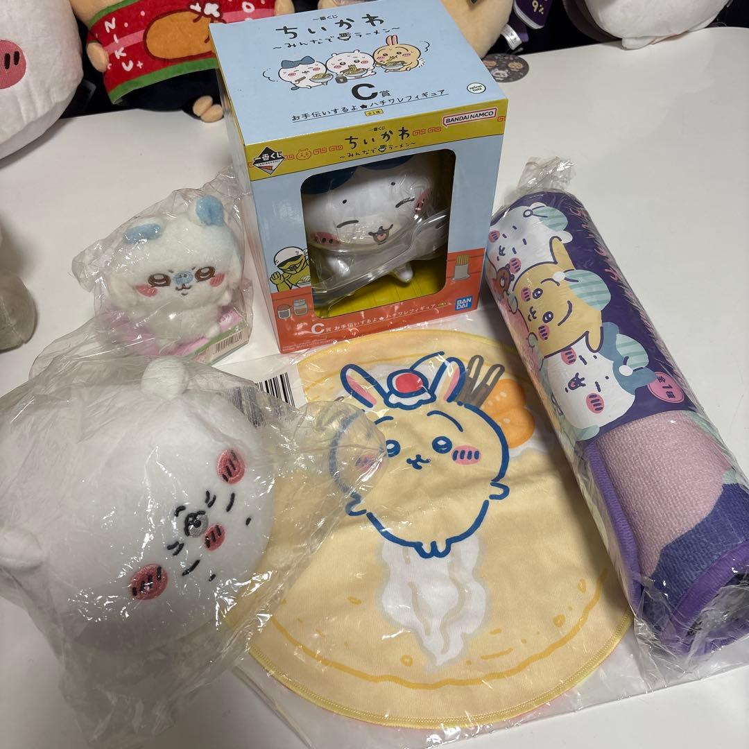 タグ付き　ちいかわ　ぬいぐるみ　まとめ売り　大量　140サイズ2箱分！　グッズ