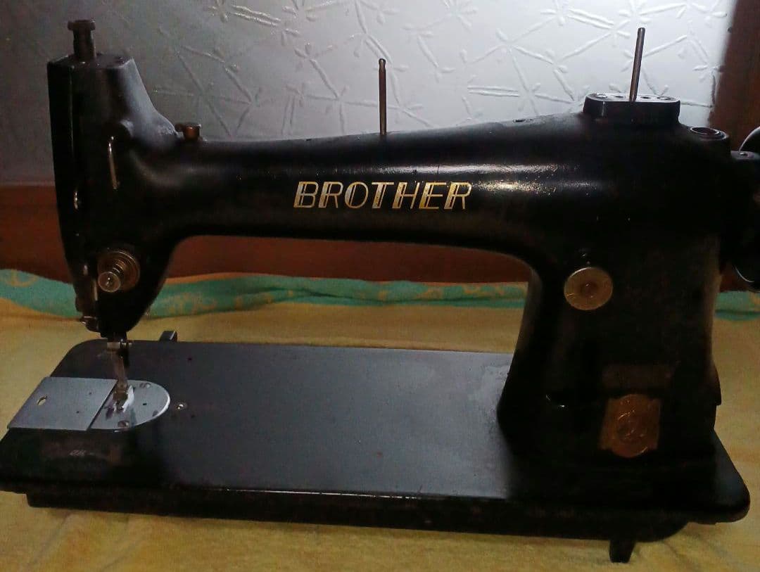アンティーク動力ミシン　ブラザー