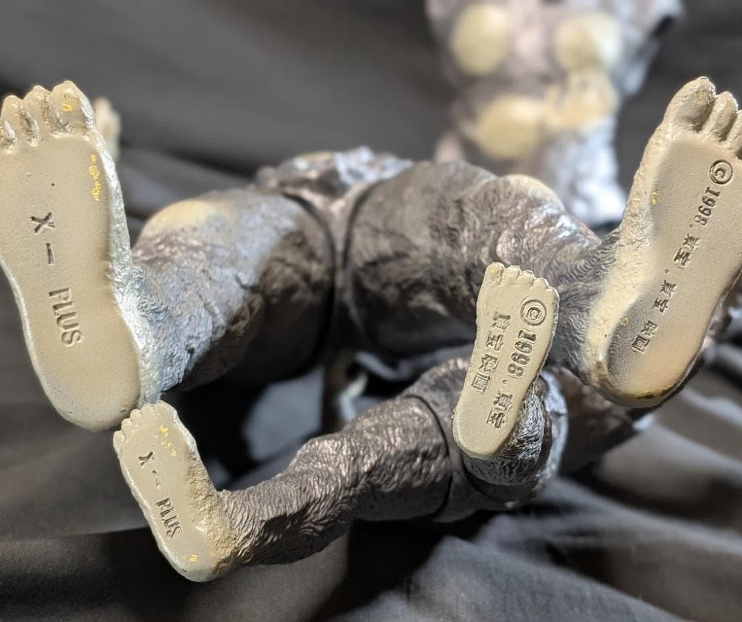 獣人雪男（エクスプラス）ソフビ 親子２体セット＋ＮＧ版頭胴体部アタッチメント