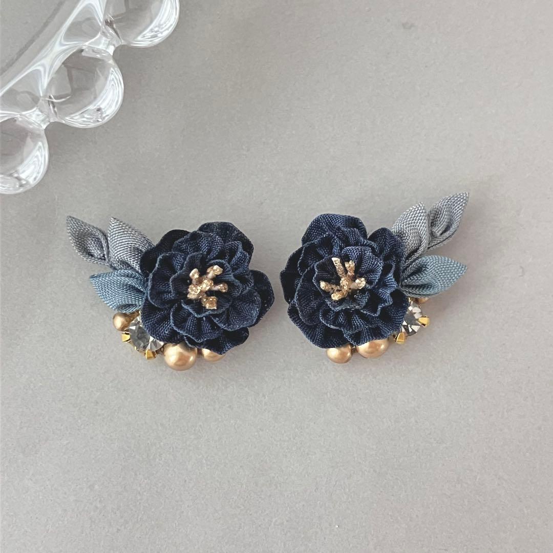 no.614 オフホワイト×マットゴールドリーフピアスイヤリング 和風　着物