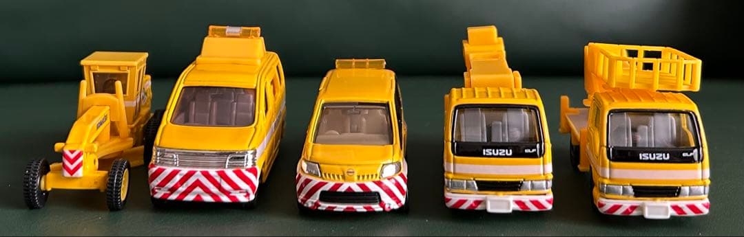 トミカ 高速道路NEXCO 5台セット