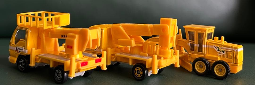 トミカ 高速道路NEXCO 5台セット