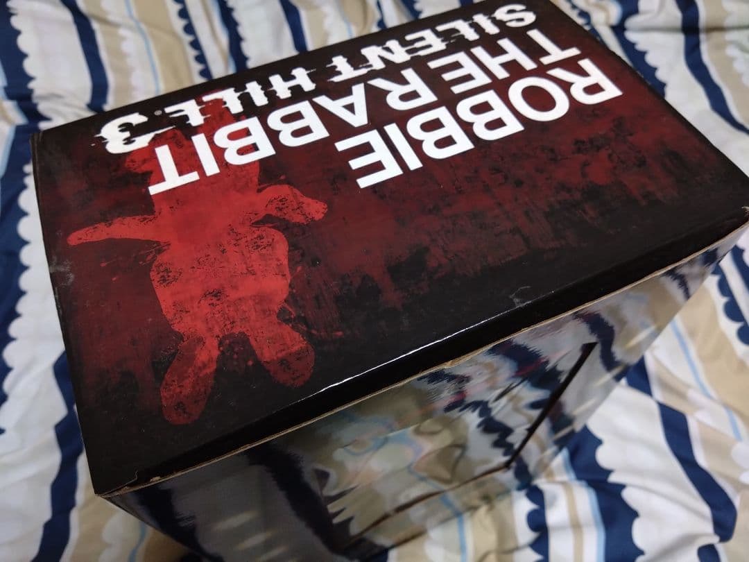 豆魚雷流通限定　サイレントヒル3　ロビー・ザ・ラビット 1/6スケール