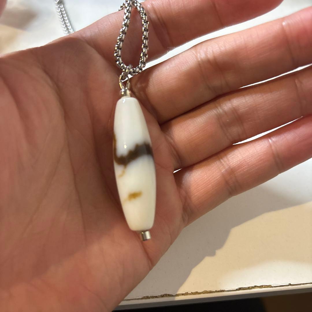 もう天珠が手に入らなくなるかも天珠を一つは持ちたい！綺麗な龍神天珠さま！真っ白！