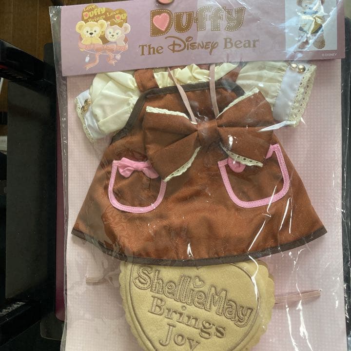 ダッフィー　シェリーメイ　バレンタインコスチューム　新品未使用