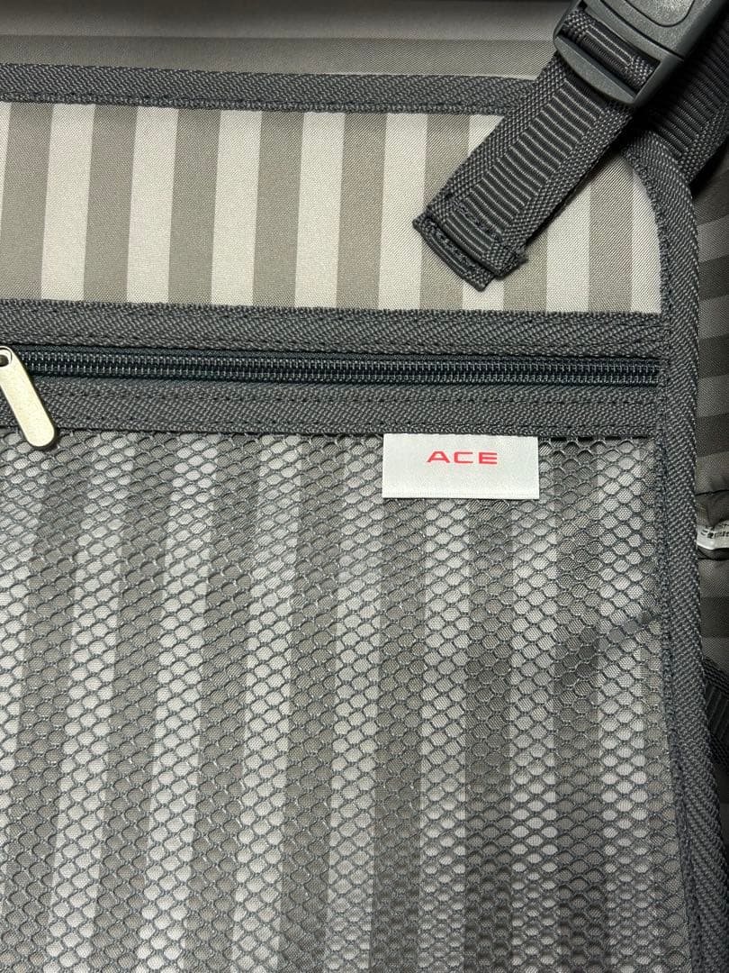 ACE エース　スーツケース キャリーケース 機内持ち込み可 拡張機能付き　4輪