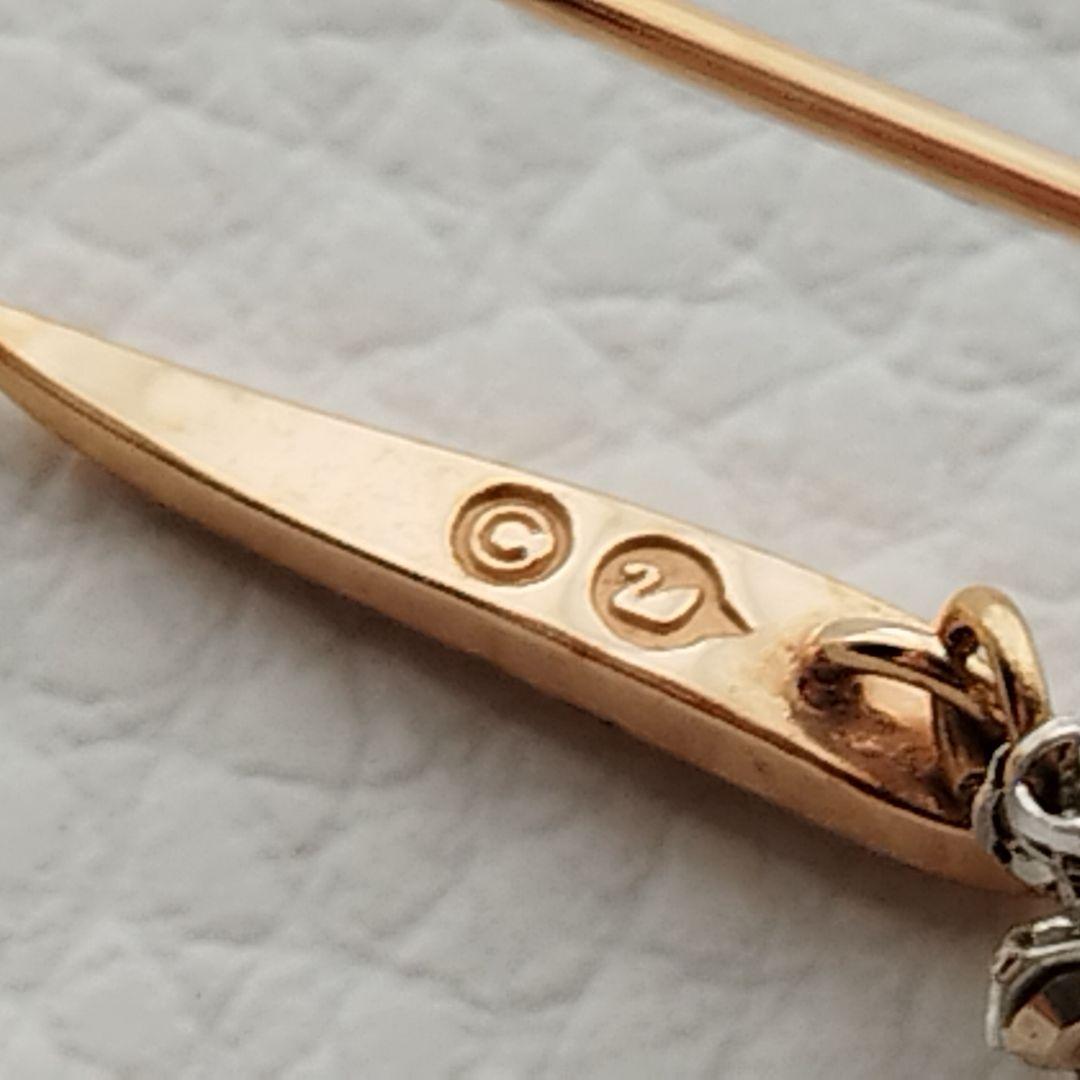 【美品】スワロフスキー　フィットスモールピアス　ゴールドカラー