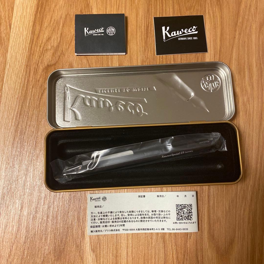 カヴェコスペシャルシャーペン0.9（黒）カヴェコスペシャル（赤）0.5とクリップ