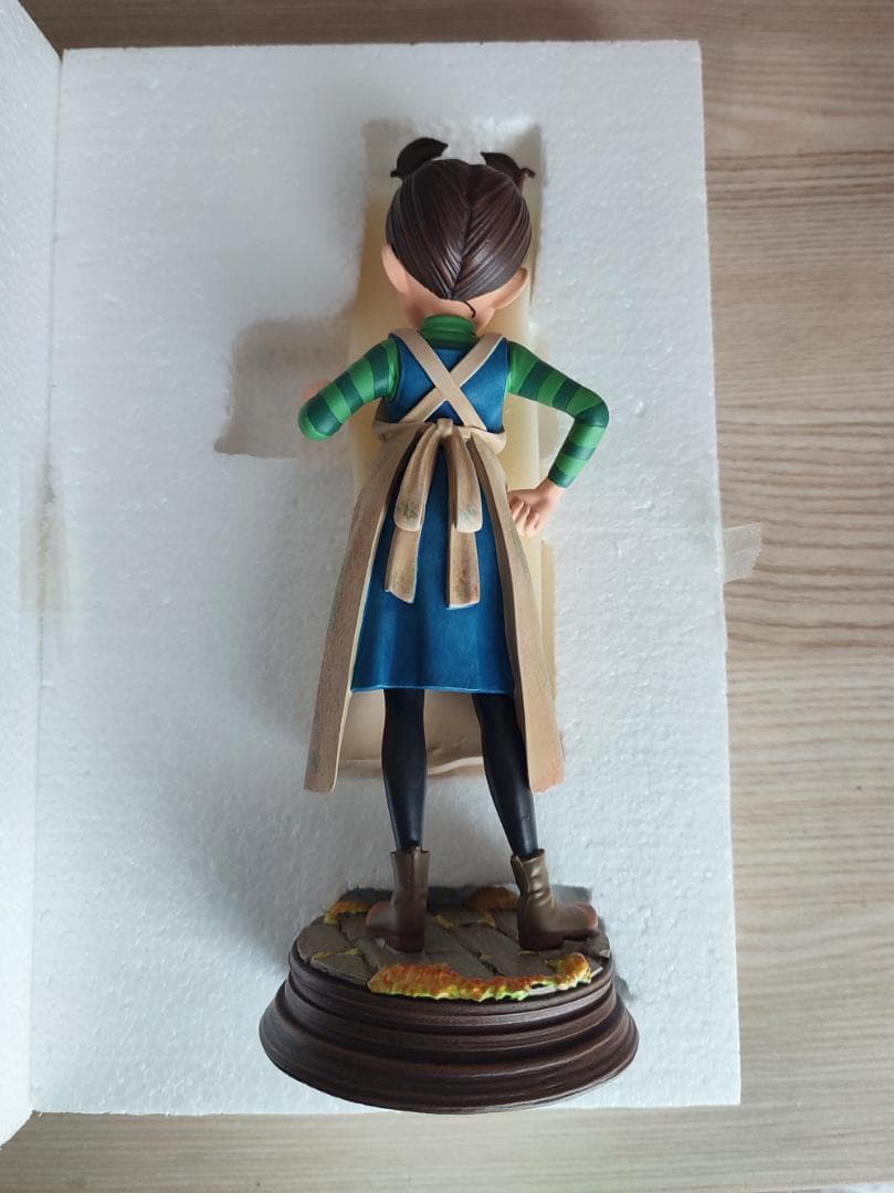 アーヤと魔女 フィギュア　アーヤとチビデーモン ジブリ