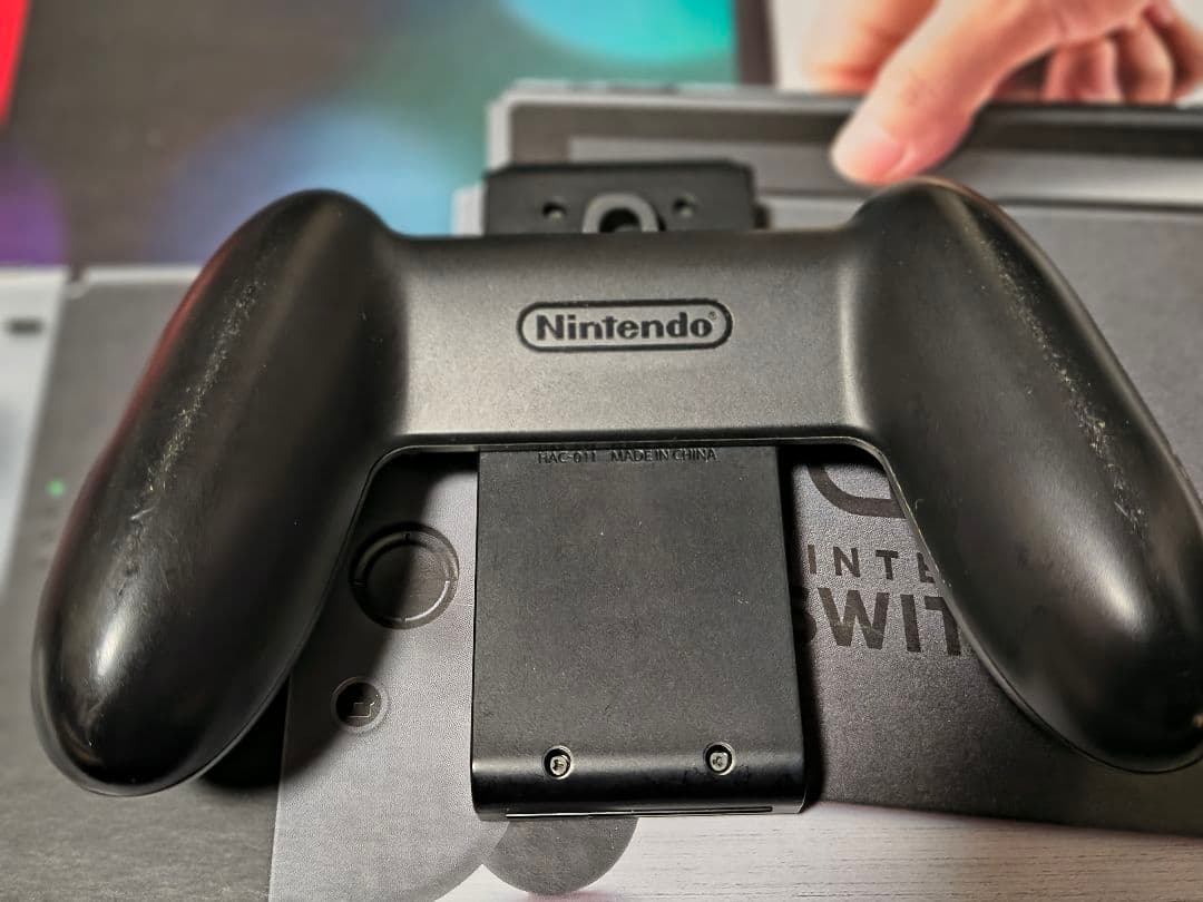 悠*様 【純正ドック2つ付き】 Nintendo Switch 本体