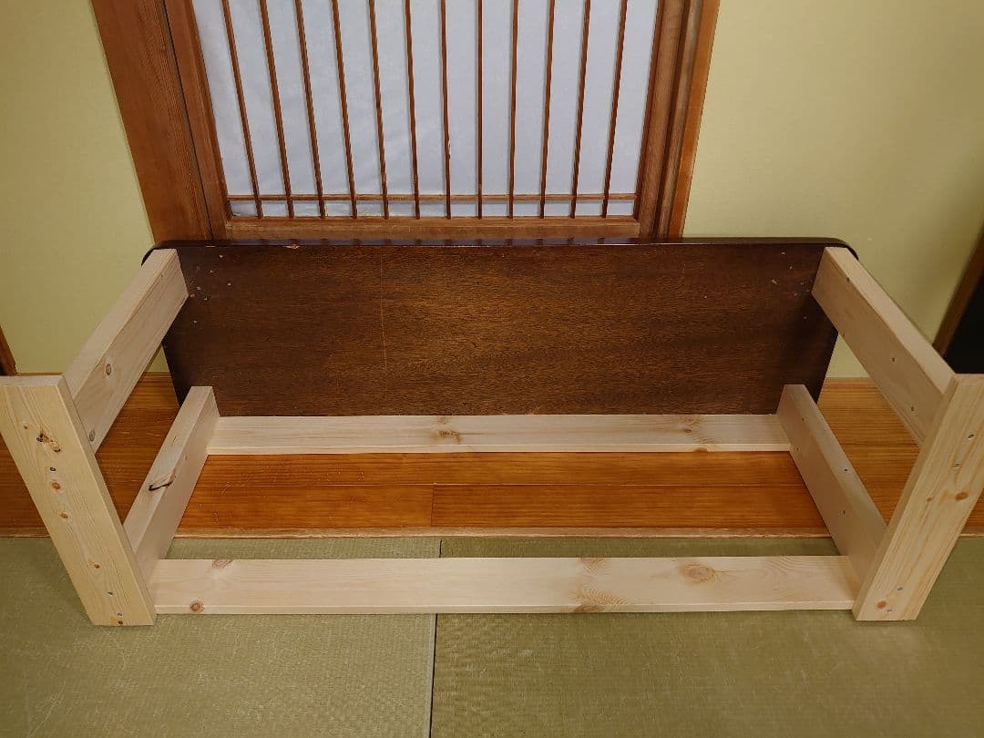 【其の24】中古テーブルを加工したパチスロ実機を置く台（２台用シンプルスタンド）