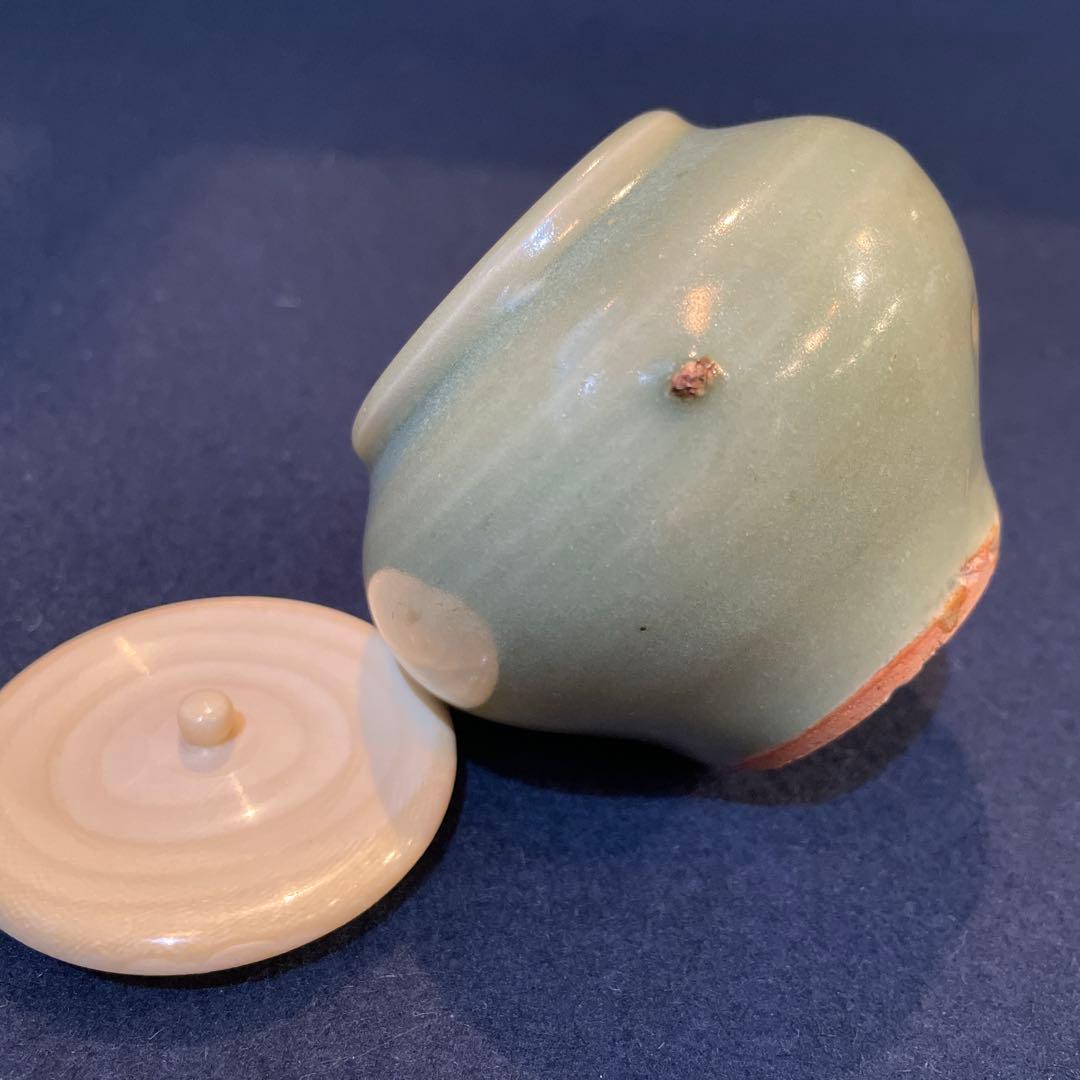 時代物「茶入」裏千家15代家元【鵬雲斎】書付の『青磁の茶入』です。