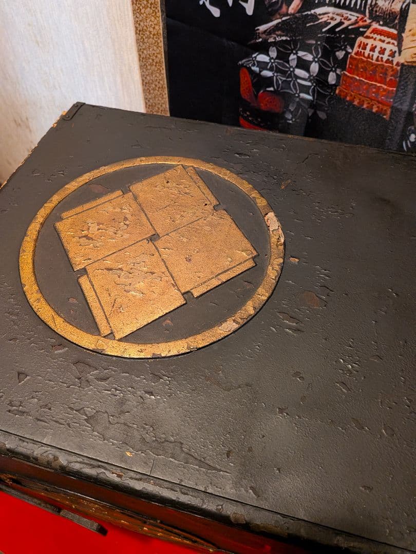 江戸時代前期変形四ツ菱御家紋入り甲冑用鎧櫃リペア扱いジャンク武具本歌難有り当時物