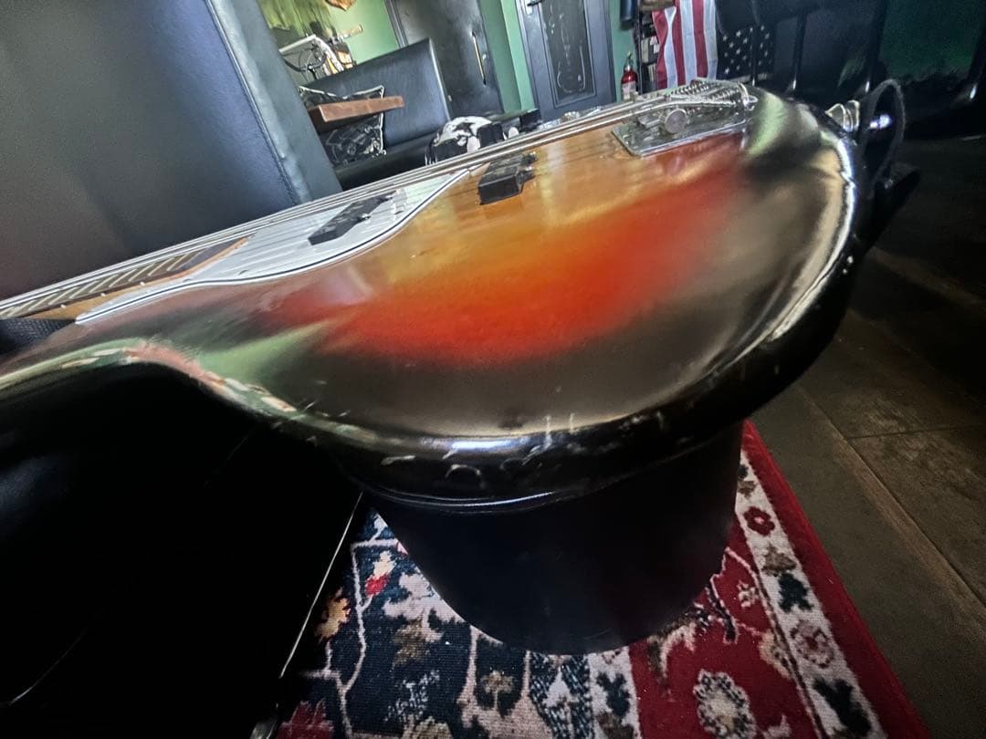 岸*陽様 希少！1994〜96年製　Fender Jazz Bass サンバース