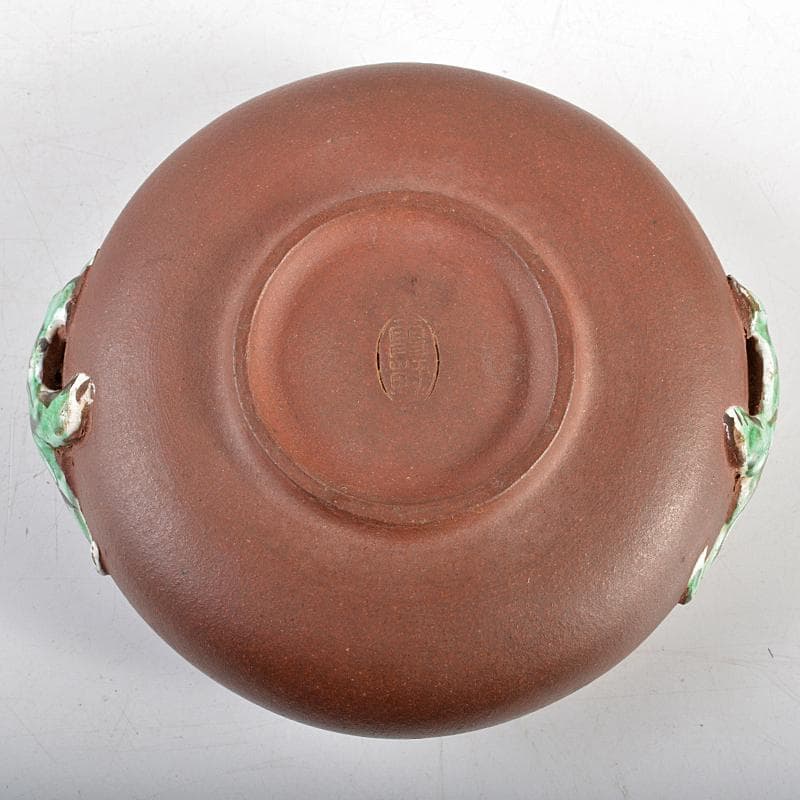 中国　紫砂　朱泥　貼神獣文　水孟　筆洗　霞軒銘　M　R6048